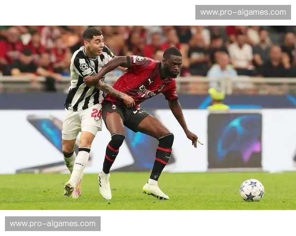 阿莱格里谈AC米兰不败秘诀:防守体系协同性高于个人能力 阿莱格里谈AC米兰不败秘诀:防守体系协同性高于个人能力